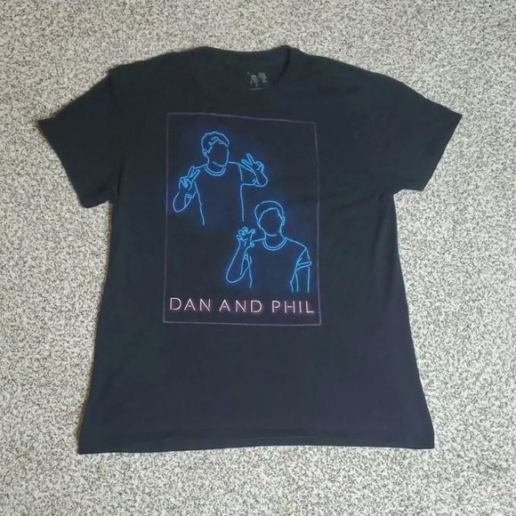 Dan and Phil Shop Men's Black Neon Graphic Print Shirt Sleeve Tshirt Size Small - Picture 1 of 4